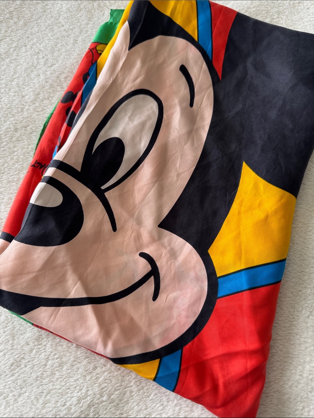 Vintage Disney Mickey Minnie Silk Scarf Red Green Star Graphic Italy Luxurious - Picture 11 of 12